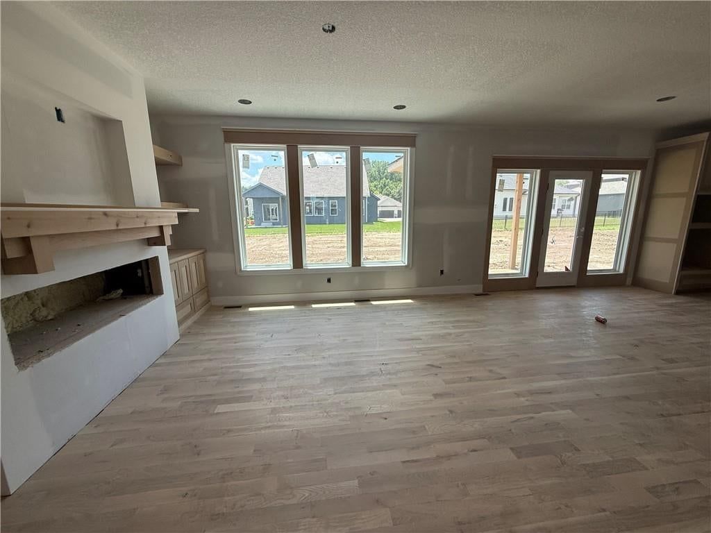 2340 Foxtail Drive — photo 13