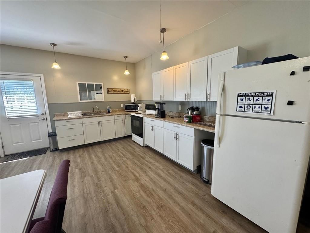 480 SE DD Highway — photo 22