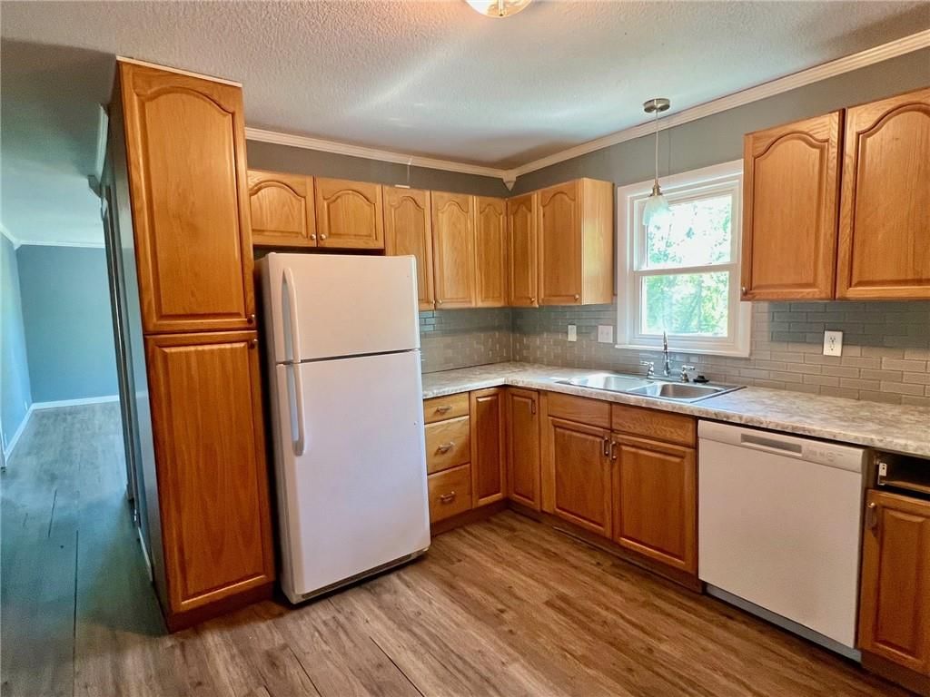 101 S 9th Terrace — photo 9