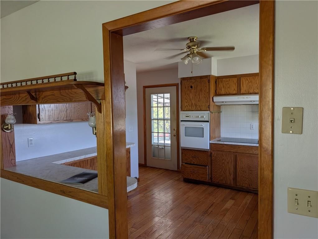 508 S Lyon Street — photo 2