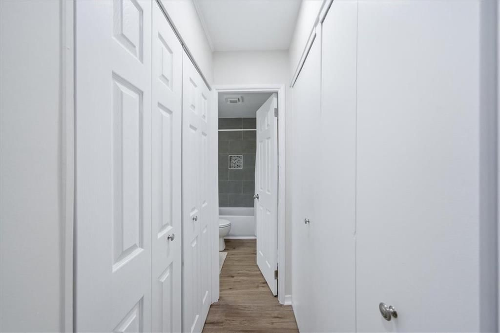 1736 Brook Street — photo 18