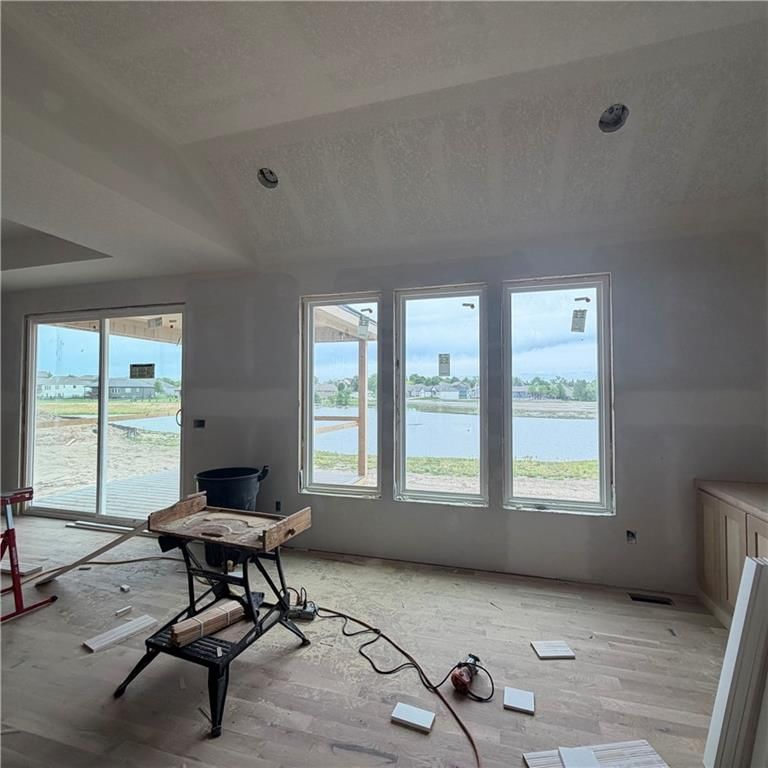 2351 Foxtail Drive — photo 6