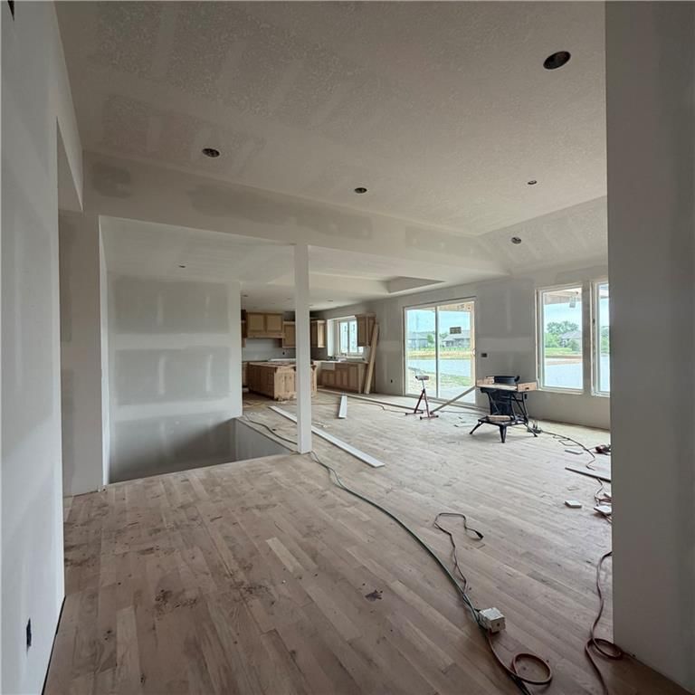2351 Foxtail Drive — photo 8