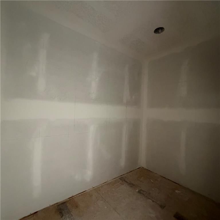 2351 Foxtail Drive — photo 10