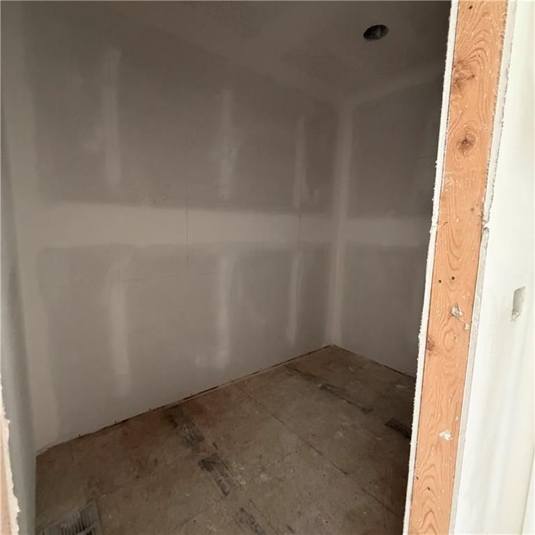 2351 Foxtail Drive — photo 14