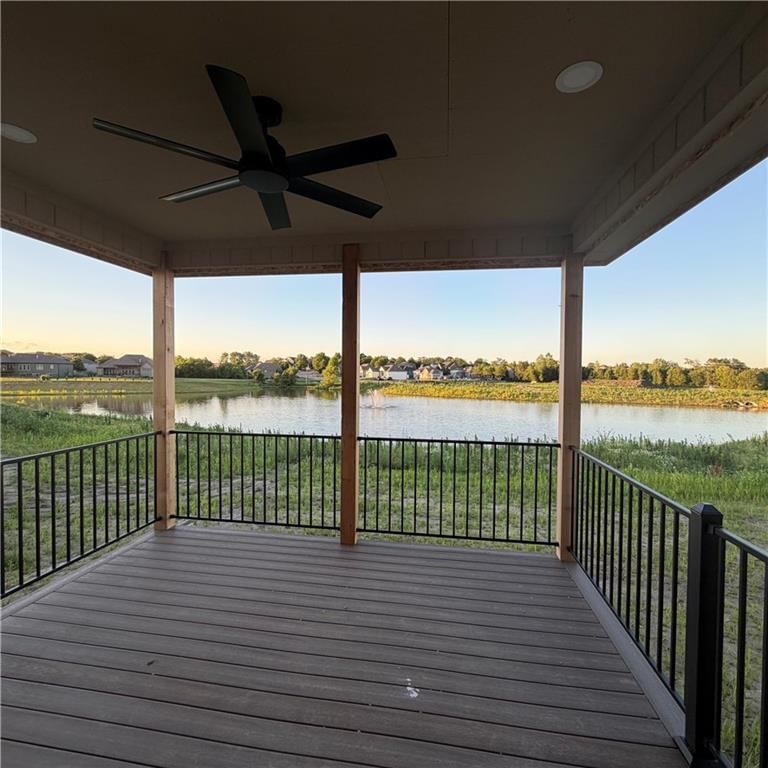 2351 Foxtail Drive — photo 31