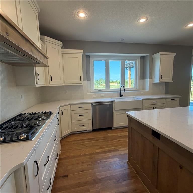 2351 Foxtail Drive — photo 34