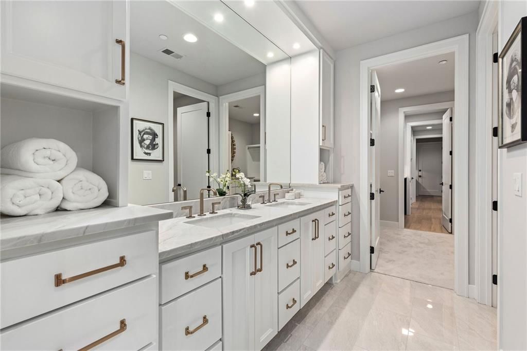 13719 Pembroke Lane — photo 17