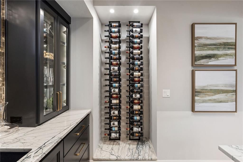 13719 Pembroke Lane — photo 32
