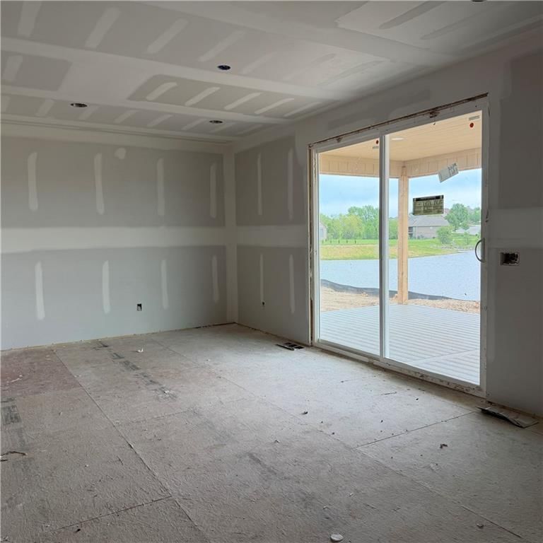 2347 Foxtail Drive — photo 7