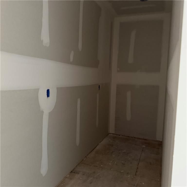 2347 Foxtail Drive — photo 9