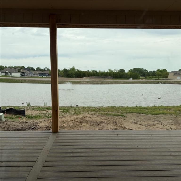 2347 Foxtail Drive — photo 15