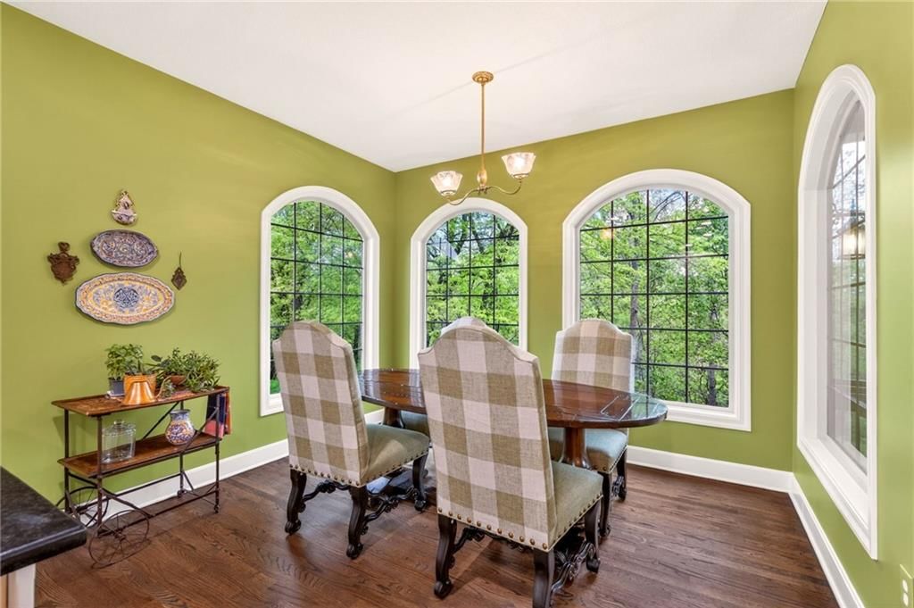 8829 N Glenwood Avenue — photo 16