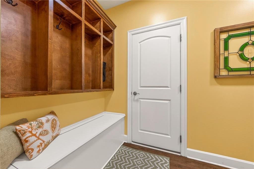 8829 N Glenwood Avenue — photo 17