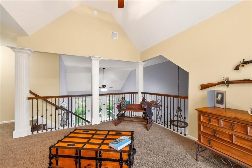 8829 N Glenwood Avenue — photo 31