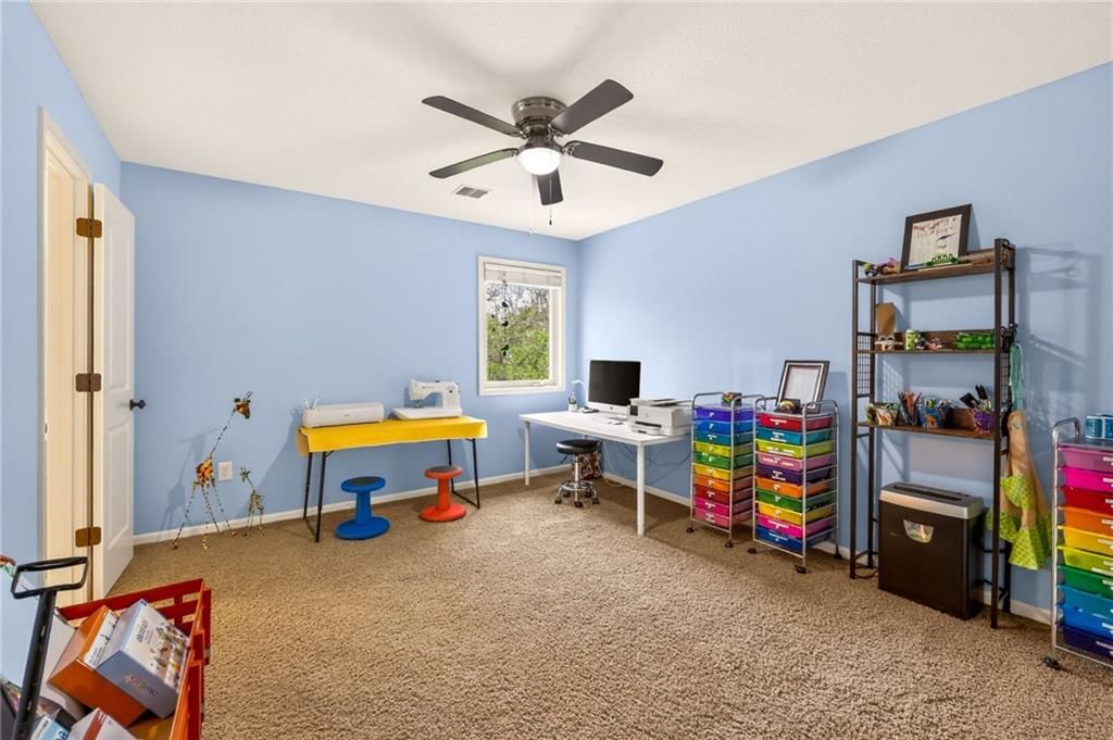 8829 N Glenwood Avenue — photo 32