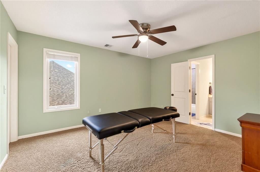 8829 N Glenwood Avenue — photo 36