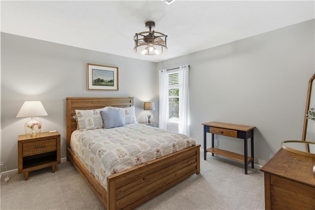 12784 S Hallet Street — photo 26