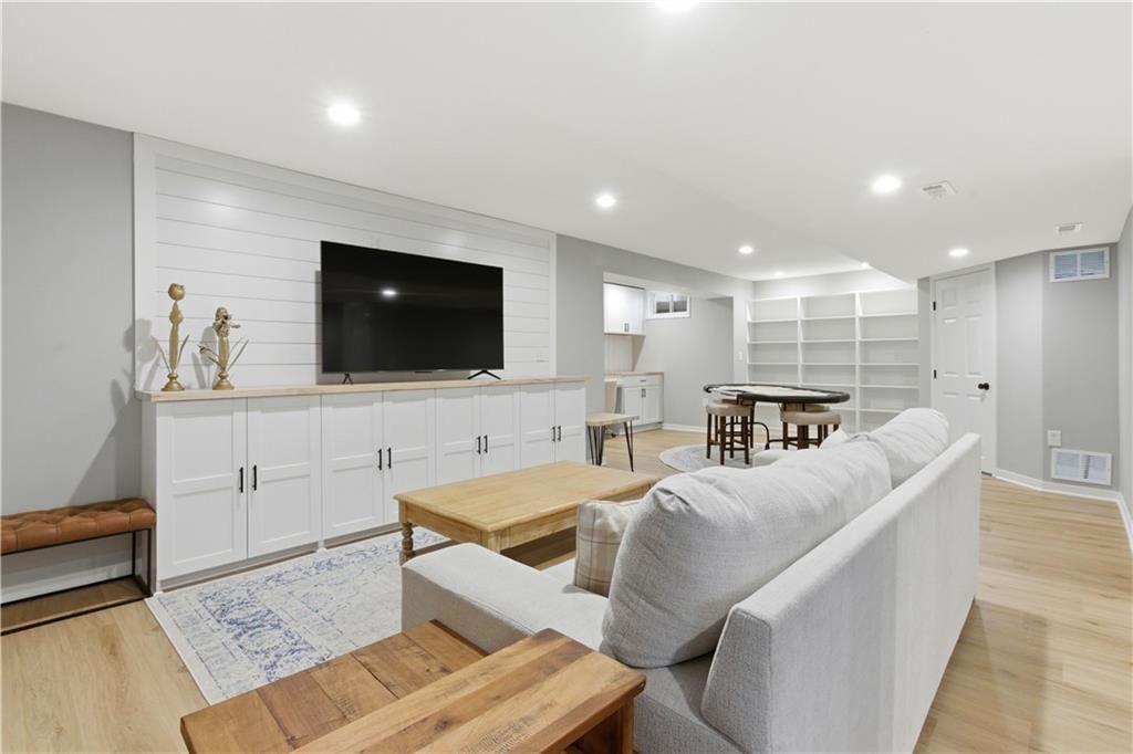 12784 S Hallet Street — photo 43