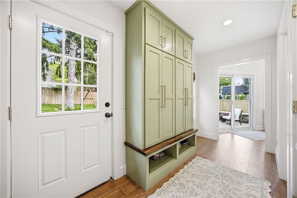 5325 Clark Drive — photo 17