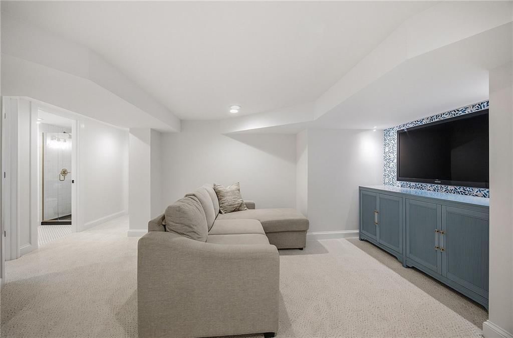 5325 Clark Drive — photo 28