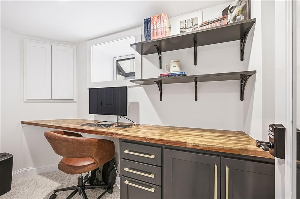 5325 Clark Drive — photo 34