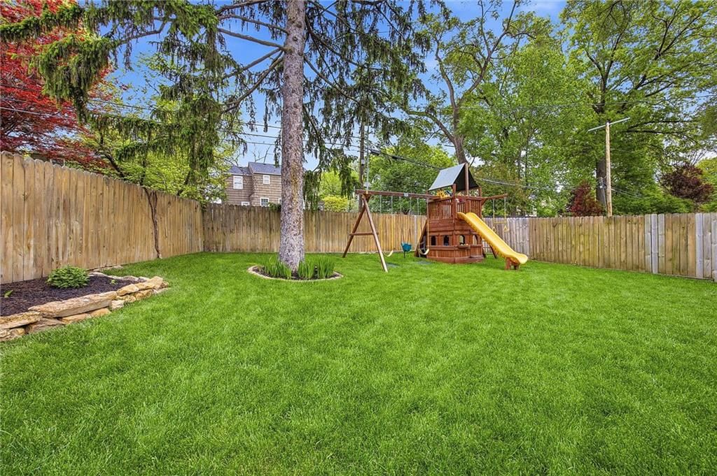 5325 Clark Drive — photo 39