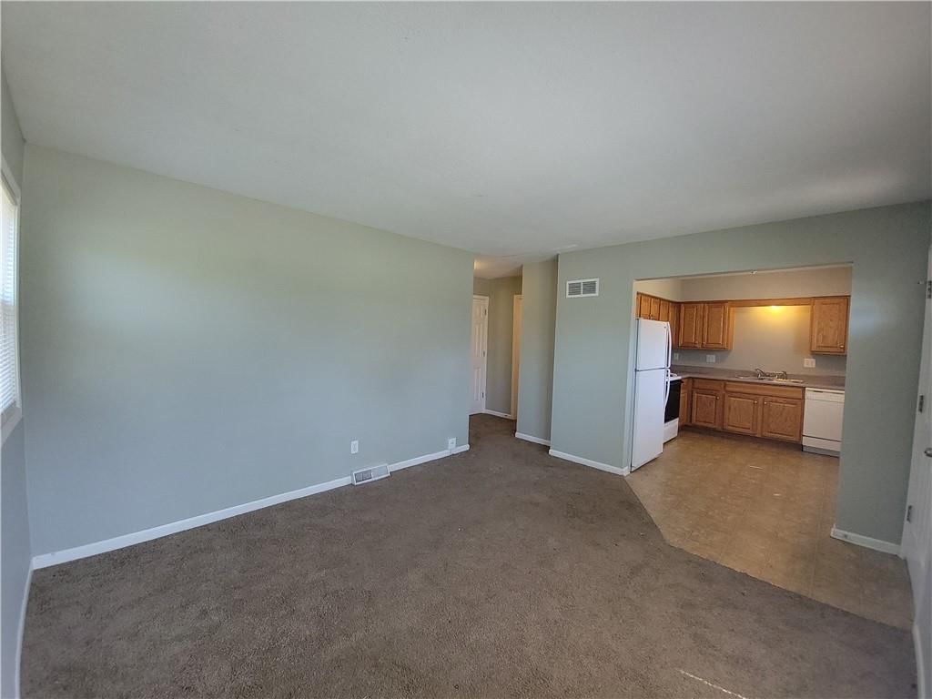 904 SE 3rd Terrace — photo 8