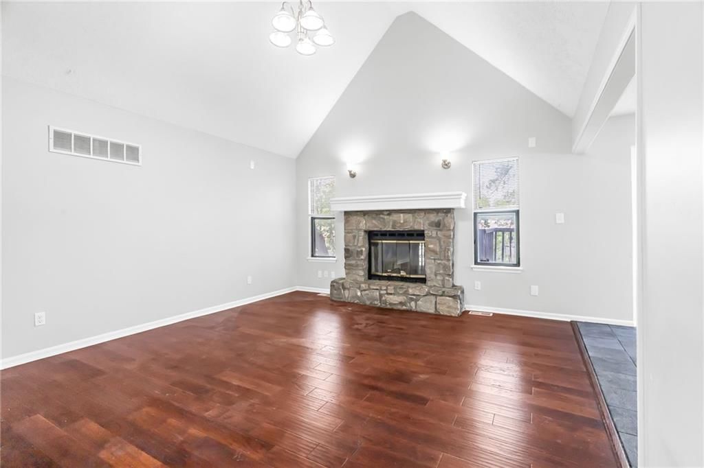 7307 E 118th Place — photo 3