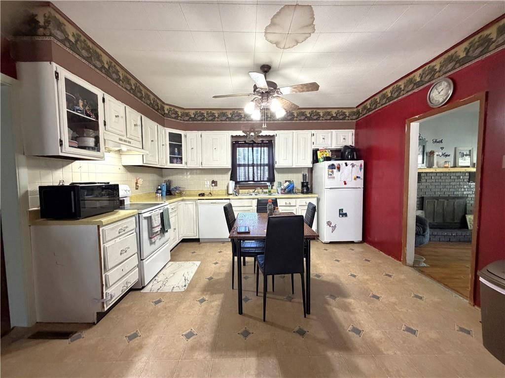 340 W Wisconsin Street — photo 15