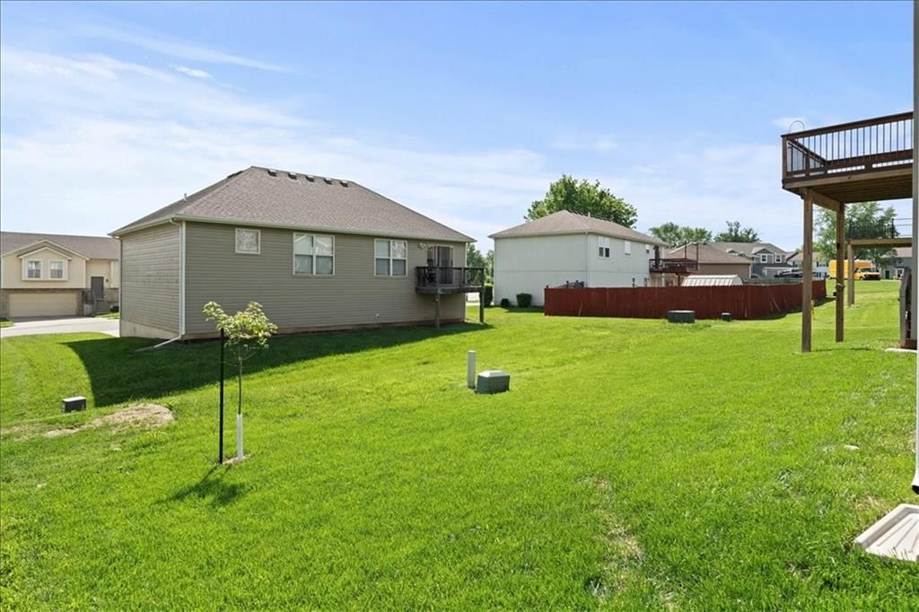 12705 Applewood Drive — photo 26