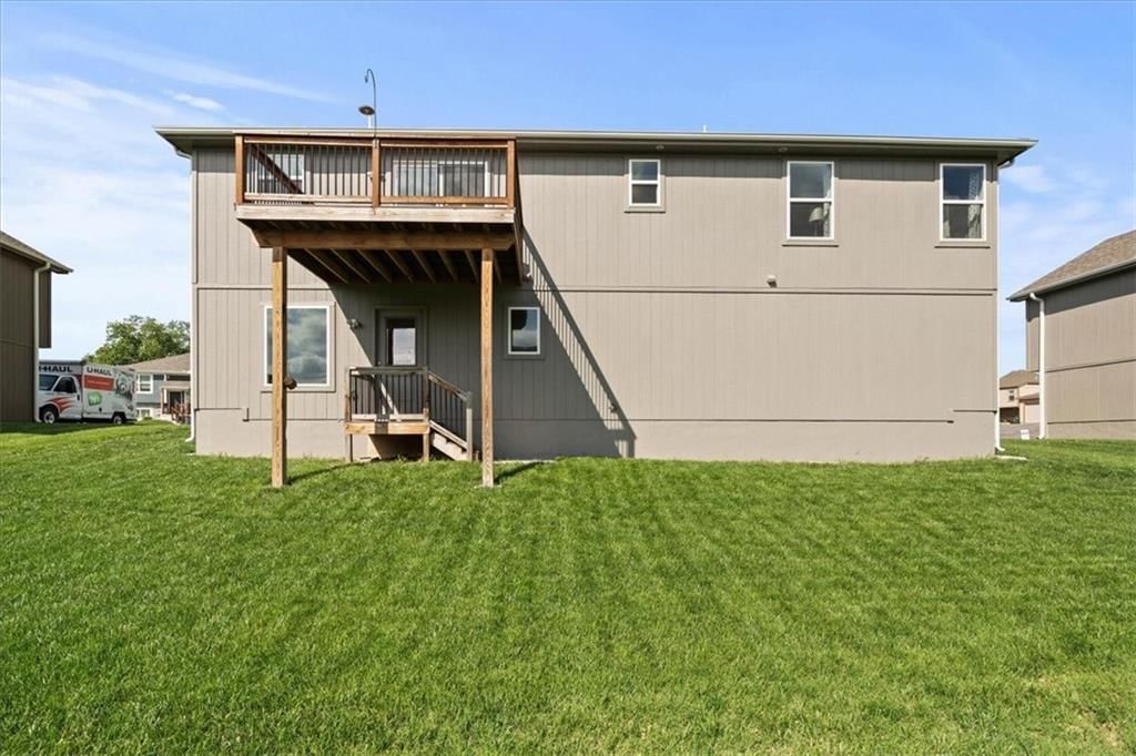 12705 Applewood Drive — photo 27