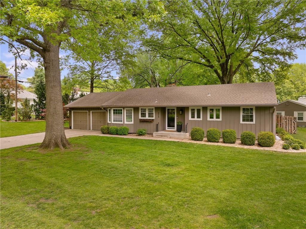 6525 Hodges Drive — photo 1