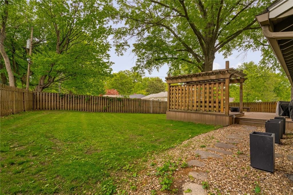 6525 Hodges Drive — photo 33
