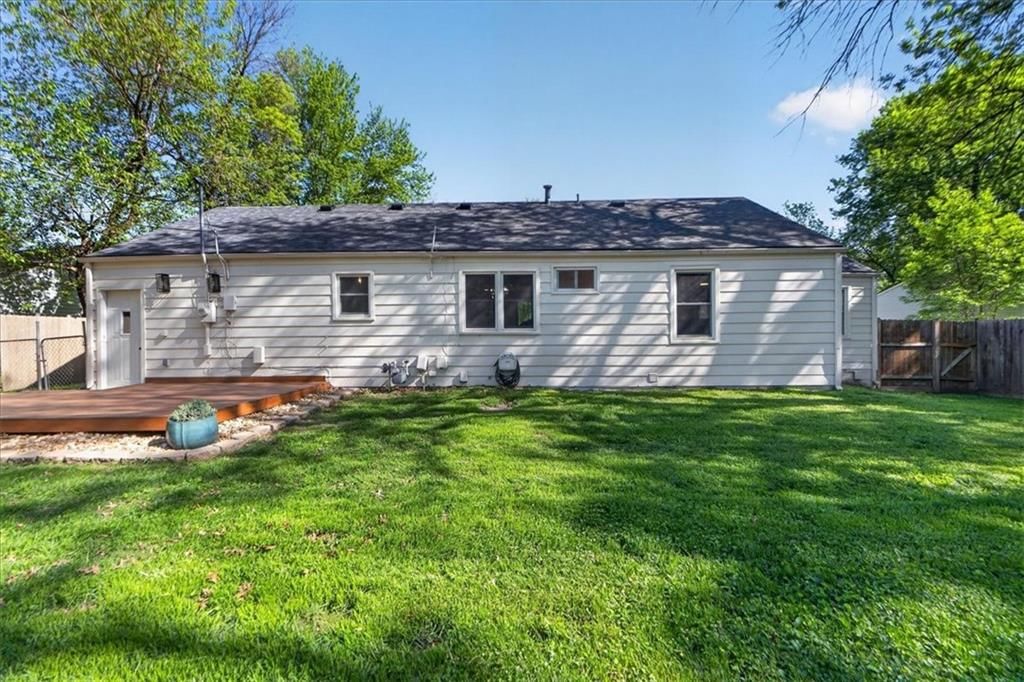 7305 Lamar Avenue — photo 17
