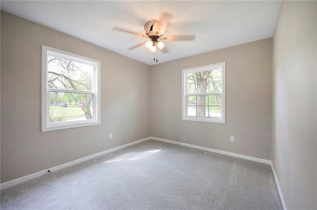 2605 S 48th Street — photo 14