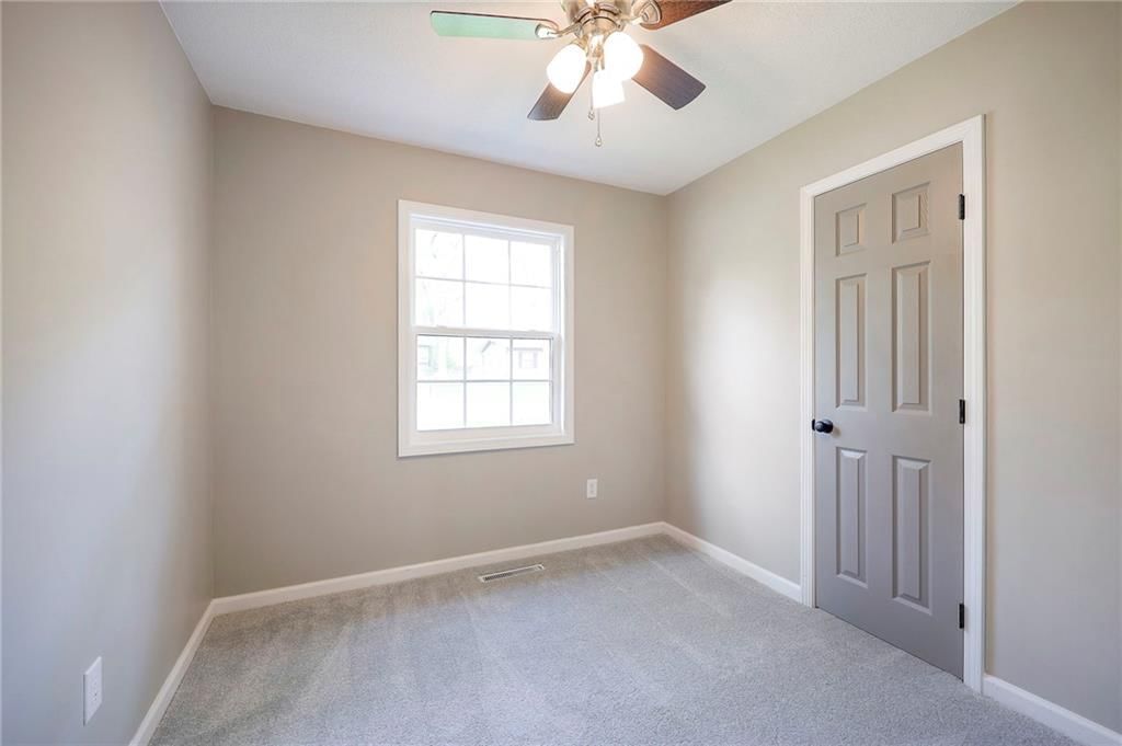 2605 S 48th Street — photo 16
