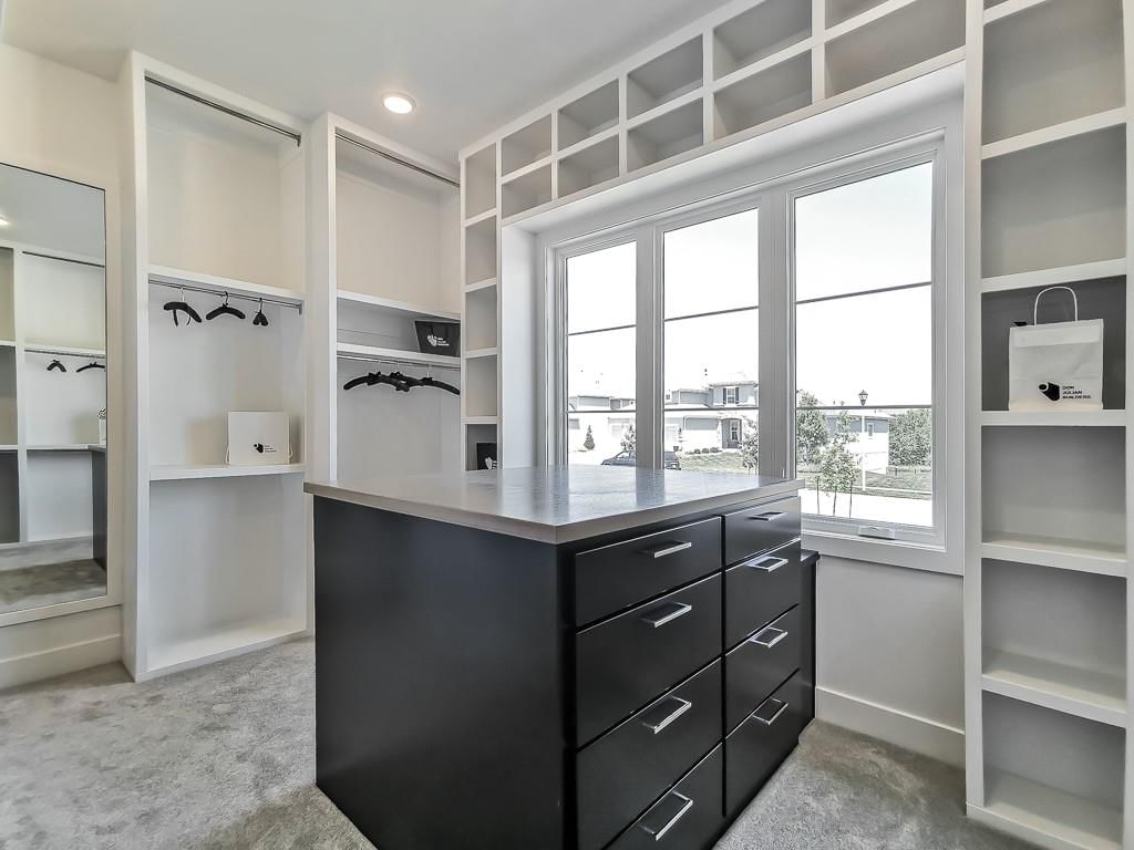 7924 Noble Street — photo 35