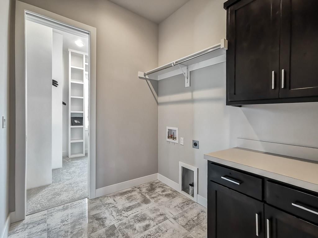7924 Noble Street — photo 36