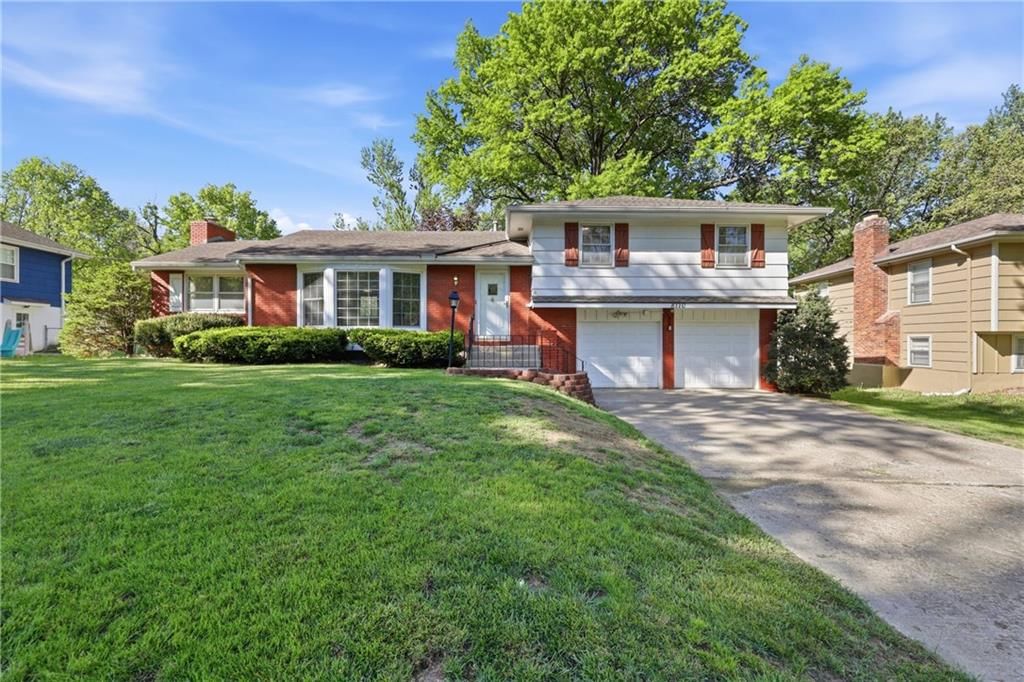 8110 Willow Way, Raytown, MO