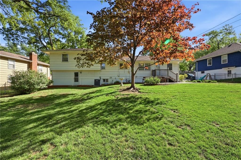 8110 Willow Way — photo 31