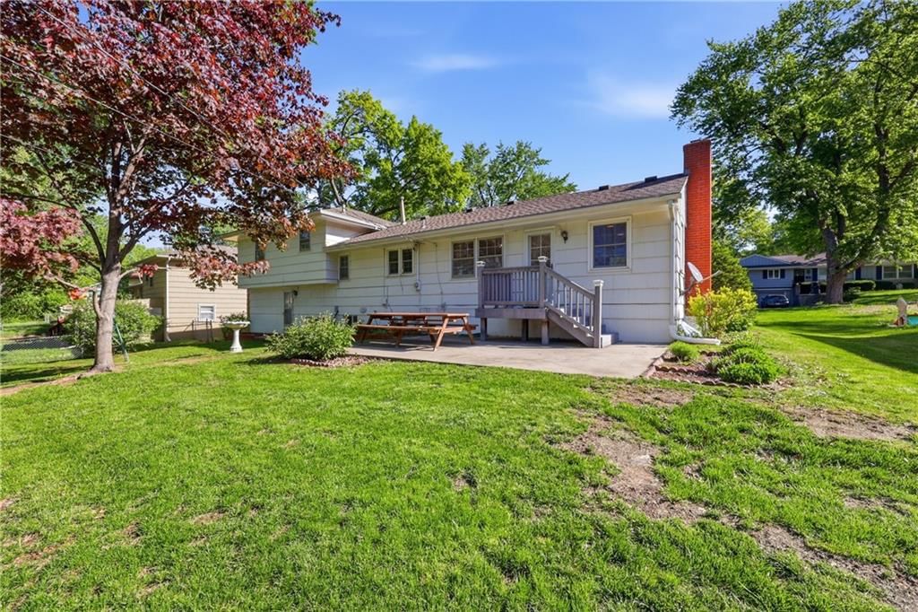 8110 Willow Way — photo 32