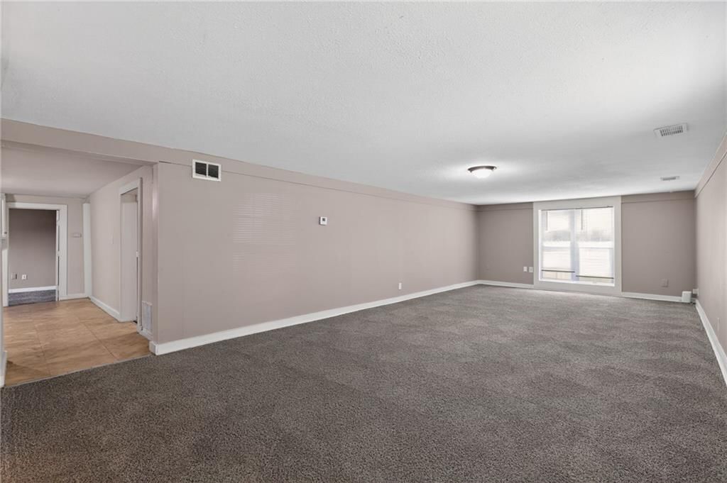 8318 Pershing Road — photo 14