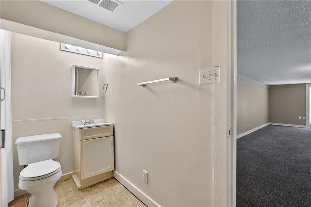 8318 Pershing Road — photo 29