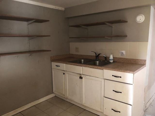 3203 E 107th Terrace — photo 16