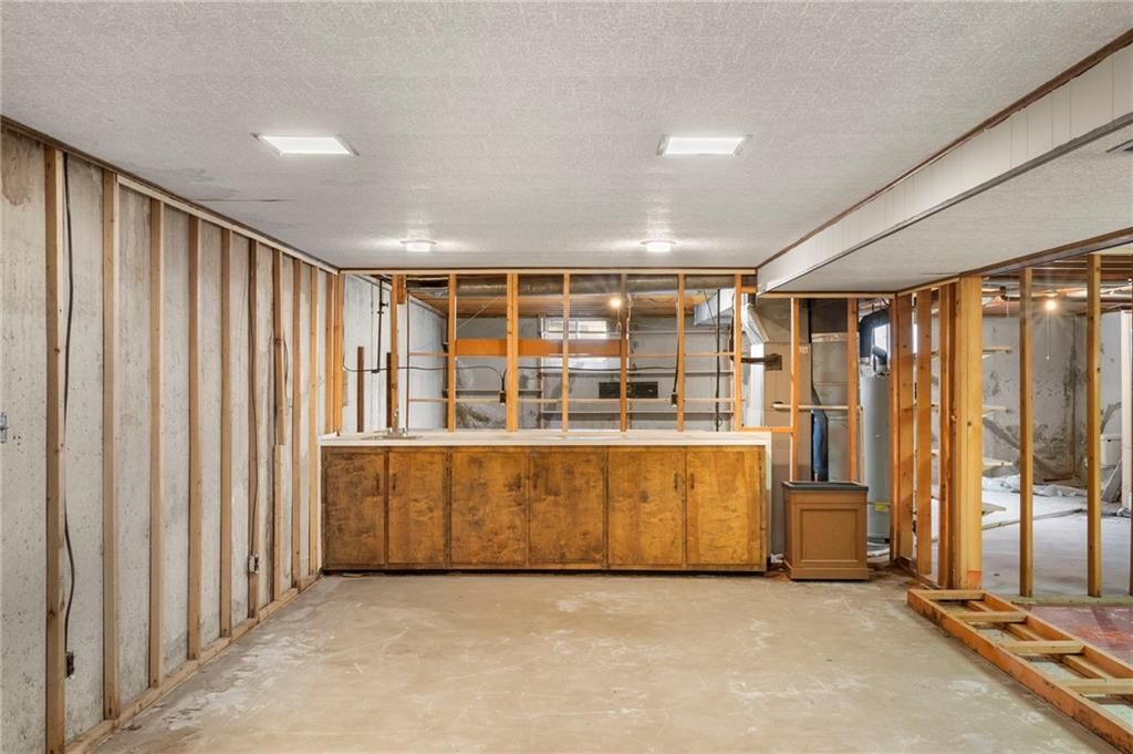 108 Maple Street — photo 32