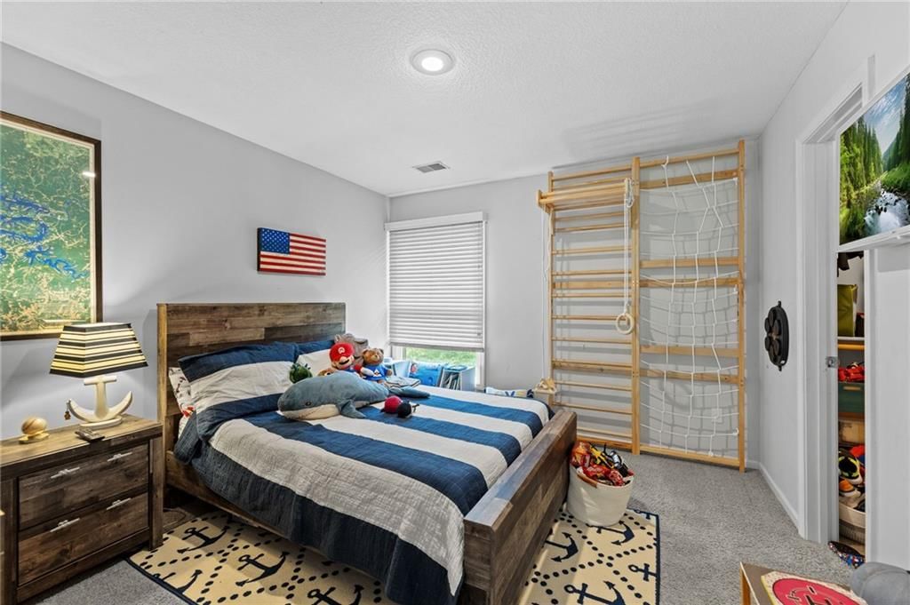 3320 N 128th Street — photo 33