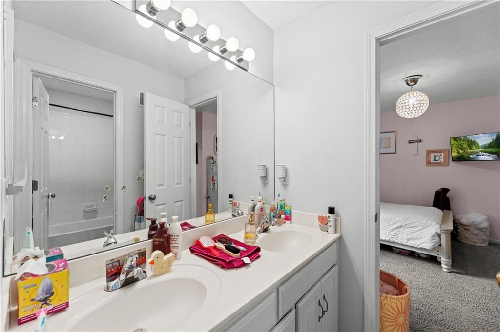 3320 N 128th Street — photo 35