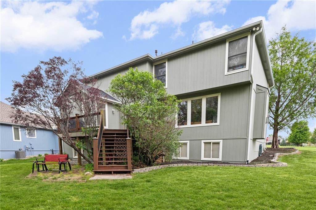 3320 N 128th Street — photo 52