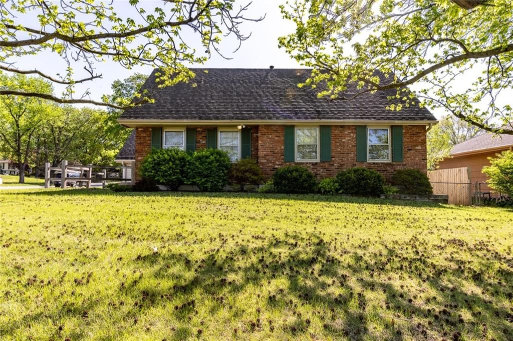 6711 N Indiana Avenue — photo 3